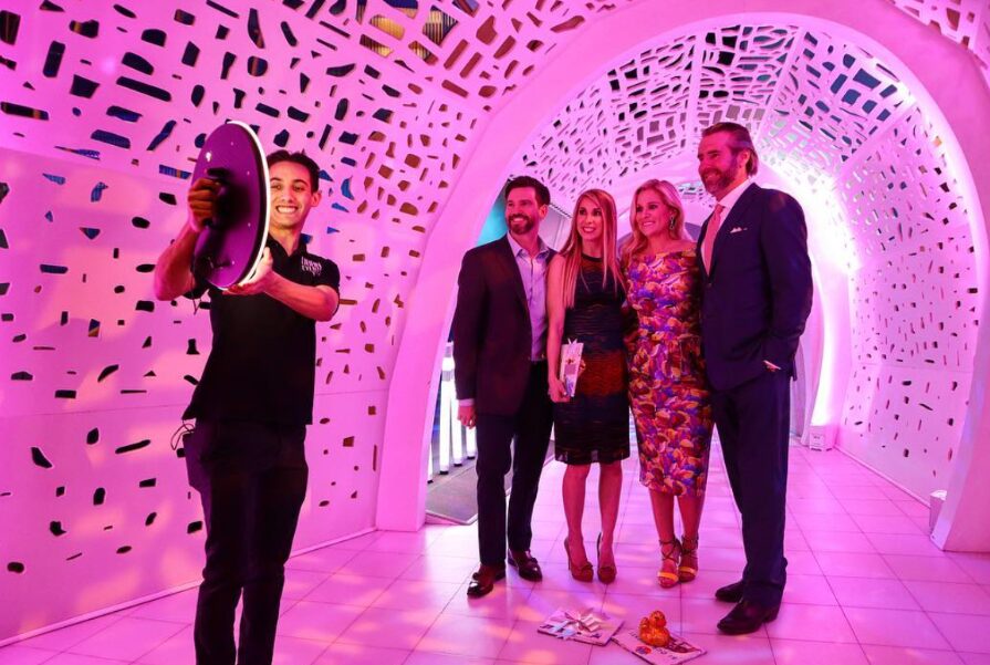 Roaming Photographer rental Boston